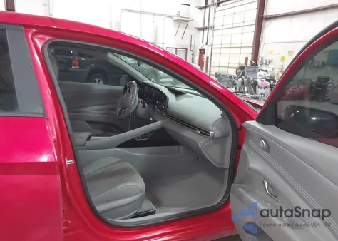 2022 Hyundai Elantra Sel z USA, uszkodzony, nr VIN 5NPLS4AG3NH082973